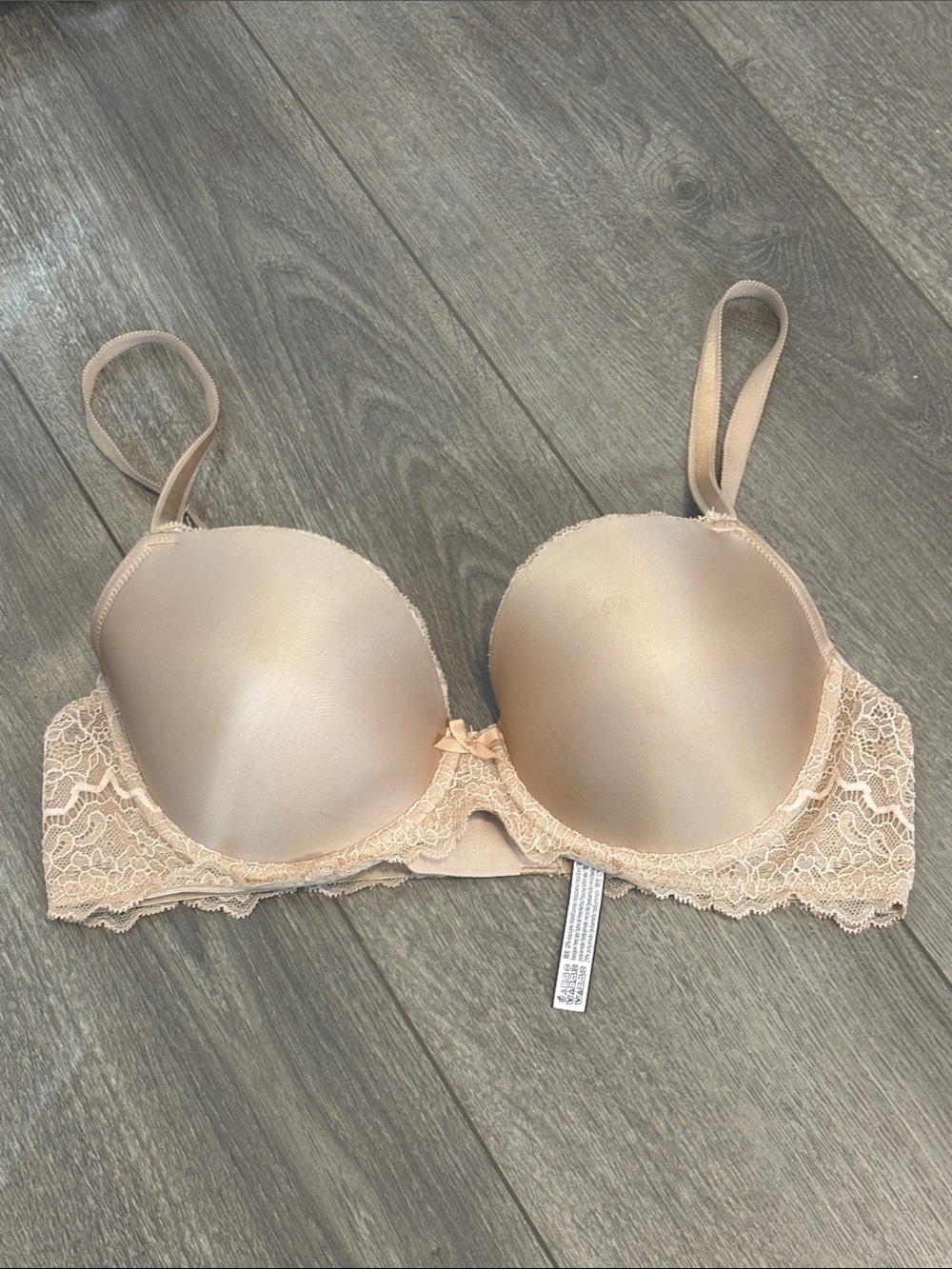 Victoria's Secret Beige Lace Dream Angels Lined Demi Bra